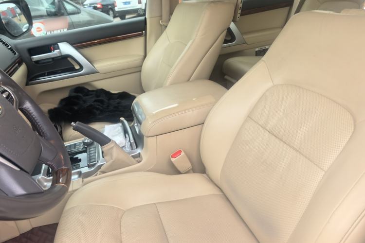 Used Toyota Land Cruiser  Left Front Seat