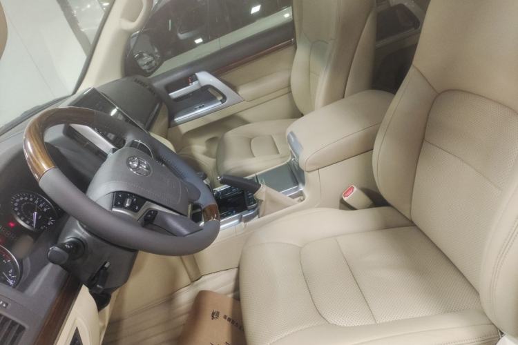 Used Toyota Land Cruiser  Left Front Seat