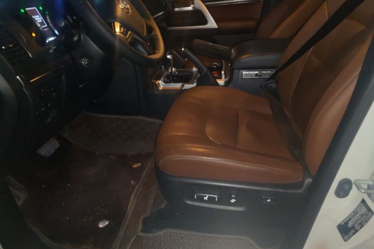 Used Toyota Land Cruiser  Left Front Seat