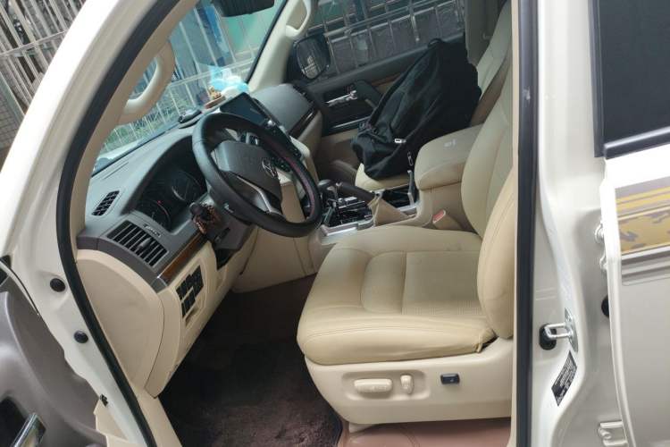 Used Toyota Land Cruiser  Left Front Seat
