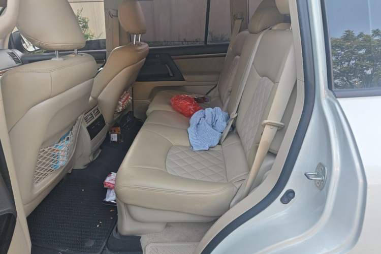 Used Toyota Land Cruiser  Left Rear Seat