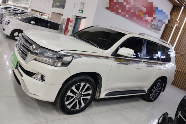 Used Toyota Land Cruiser 2017 4.0L Automatic Parallel Import Left Side