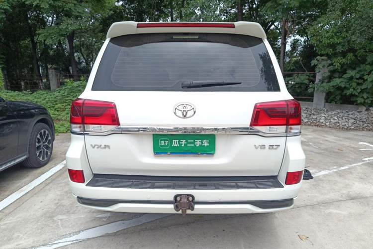 Used Toyota Land Cruiser  Rear