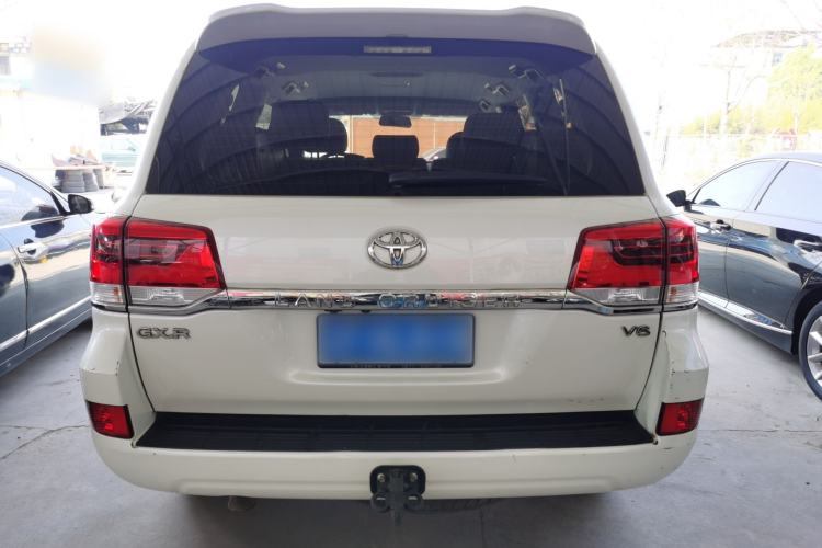 Used Toyota Land Cruiser 2017 4.0 GX-R Dual Fuel Dual Differential – Middle East Rear