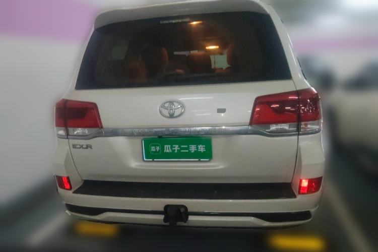 Used Toyota Land Cruiser  Rear