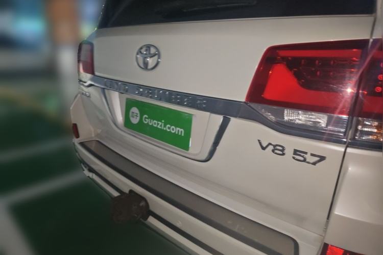 Used Toyota Land Cruiser  Rear