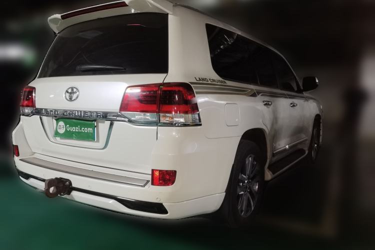 Used Toyota Land Cruiser  Rear Right 45 Deg