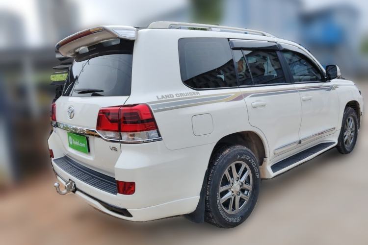 Used Toyota Land Cruiser 2017 4.0L GX 5-Seater U.S. Specification Rear Right 45 Deg