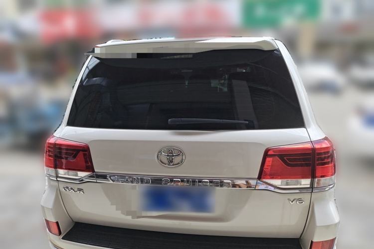 Used Toyota Land Cruiser  Rear
