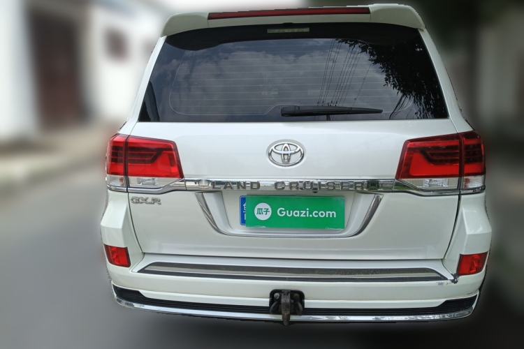 Used Toyota Land Cruiser  Rear