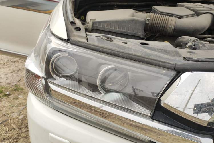 Used Toyota Land Cruiser 2017 4.0L Automatic Parallel Import Right Front Headlight