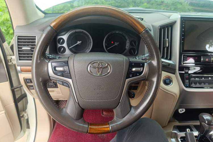 Used Toyota Land Cruiser  Steering Wheel