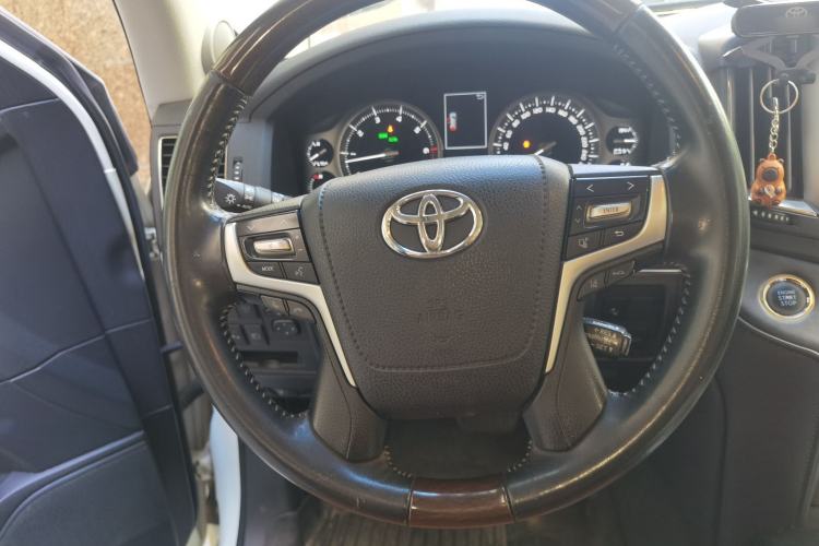 Used Toyota Land Cruiser  Steering Wheel