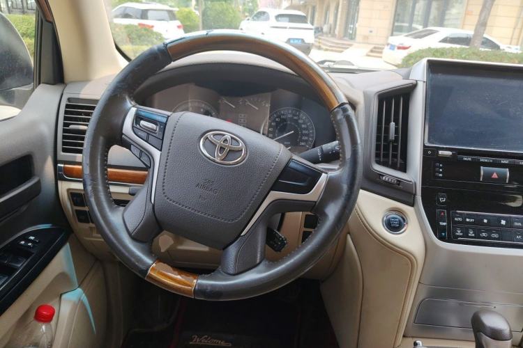Used Toyota Land Cruiser  Steering Wheel