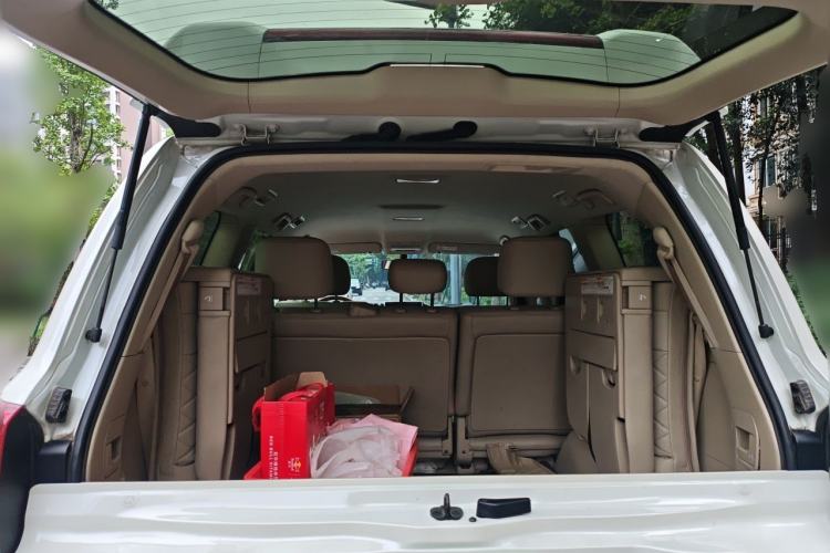 Used Toyota Land Cruiser  Trunk