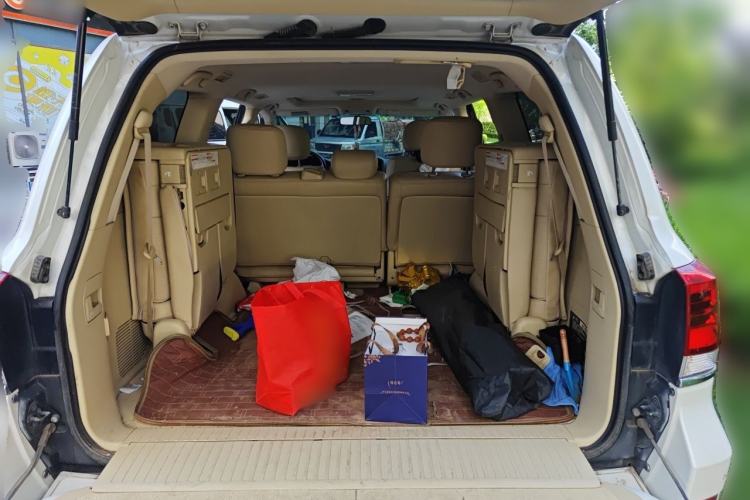 Used Toyota Land Cruiser  Trunk