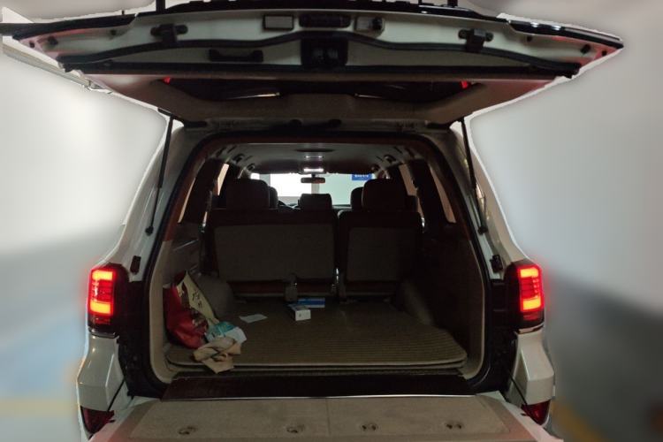 Used Toyota Land Cruiser  Trunk