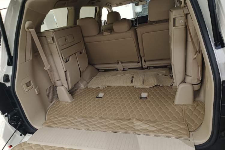 Used Toyota Land Cruiser 2017 4.0 GX-R Aluminum Wheels No Sunroof High-End Version—Middle East Market Trunk