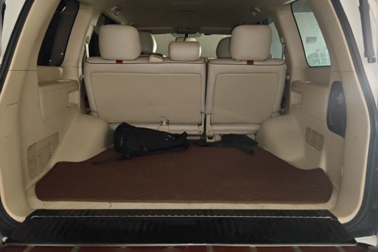 Used Toyota Land Cruiser  Trunk