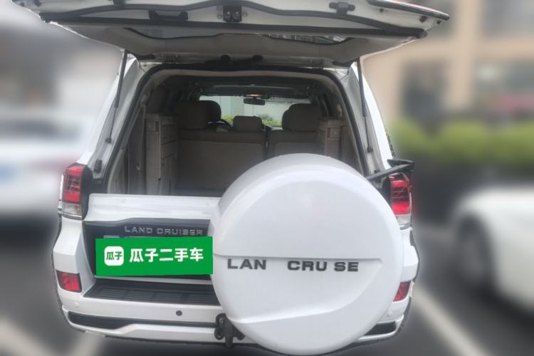 Used Toyota Land Cruiser 2017 4.0L GX-R Sunroof – Middle East Trunk
