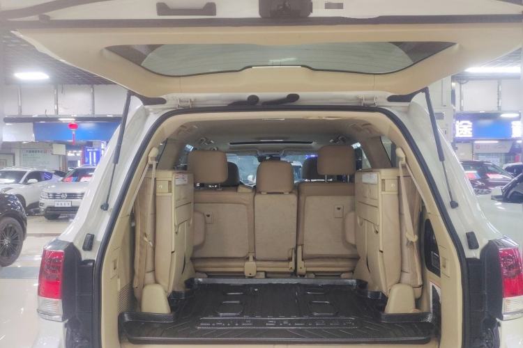 Used Toyota Land Cruiser  Trunk