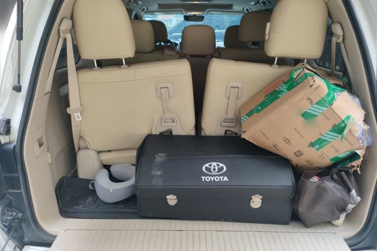 Used Toyota Land Cruiser  Trunk