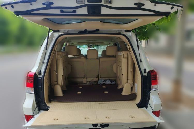 Used Toyota Land Cruiser  Trunk