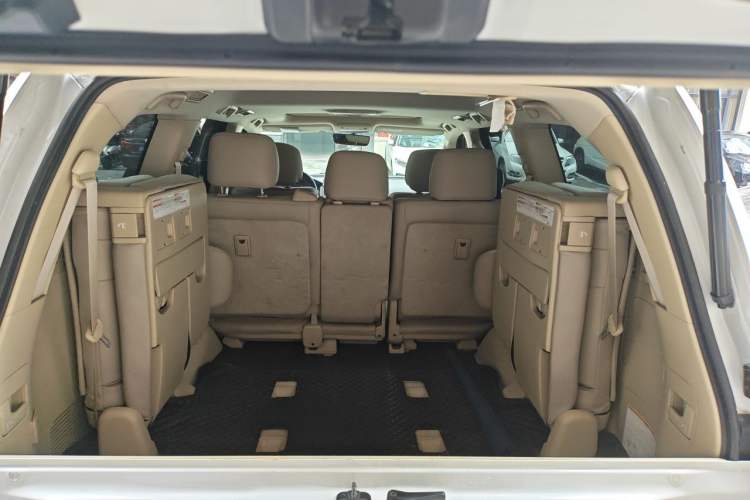 Used Toyota Land Cruiser  Trunk