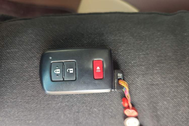 Used Toyota Land Cruiser  Vehicle Key