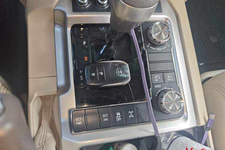 Used Toyota Land Cruiser  Vehicle Key