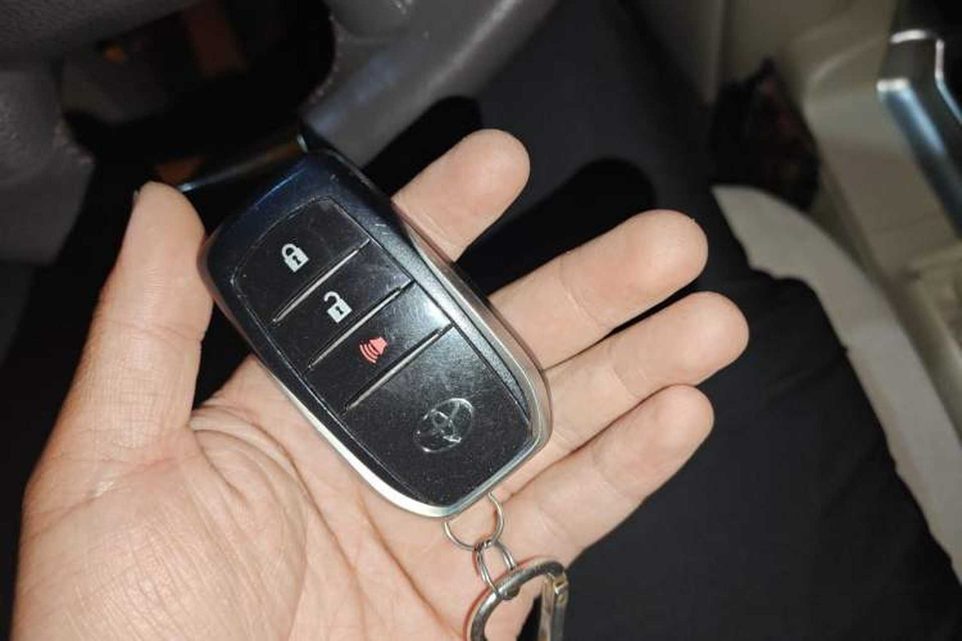 Used Toyota Land Cruiser  Vehicle Key