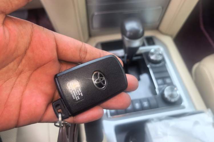 Used Toyota Land Cruiser  Vehicle Key