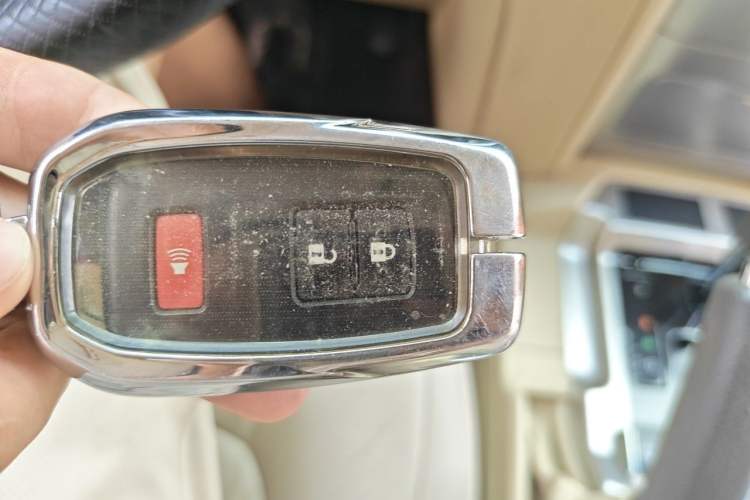 Used Toyota Land Cruiser  Vehicle Key