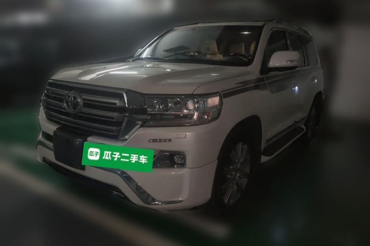 Used Toyota Land Cruiser  Guazi used car, China used car export, Used car for sale, Used  cars, Cheapest cars for sale