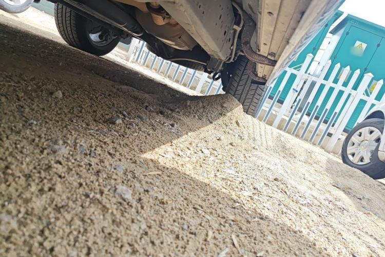 Used Toyota Land Cruiser 2018 4.0 Iron-Wheel Refrigerator Basic Version with No Electric Base Middle East Market Chassis Front Left