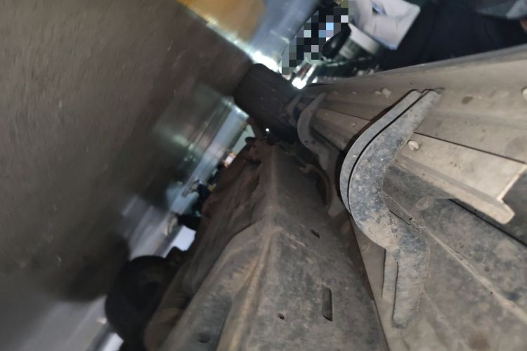 Used Toyota Land Cruiser  Chassis Front Right