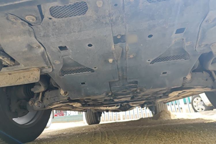 Used Toyota Land Cruiser 2018 4.0 Iron-Wheel Refrigerator Basic Version with No Electric Base Middle East Market Chassis Front