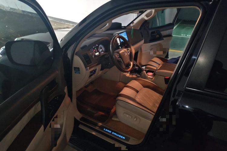 Used Toyota Land Cruiser  Driver Seat