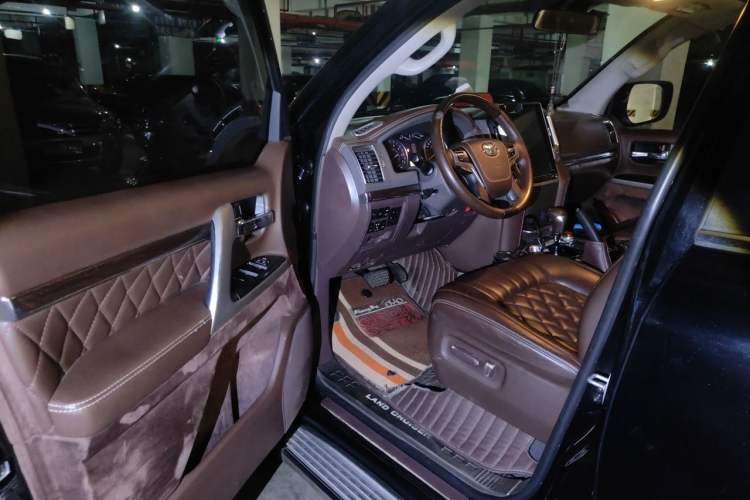 Used Toyota Land Cruiser  Driver Seat