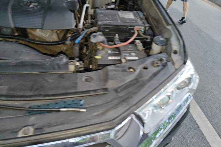Used Toyota Land Cruiser  Engine Bay Left