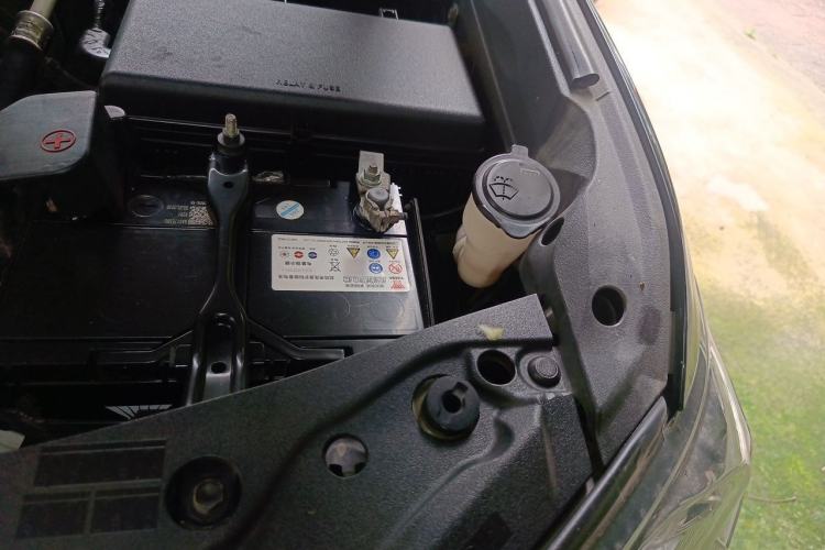 Used Toyota Land Cruiser  Engine Bay Left
