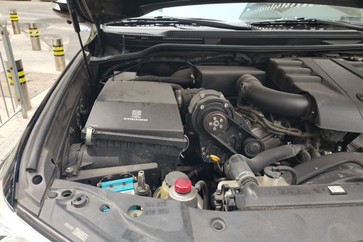 Used Toyota Land Cruiser  Engine Bay Right