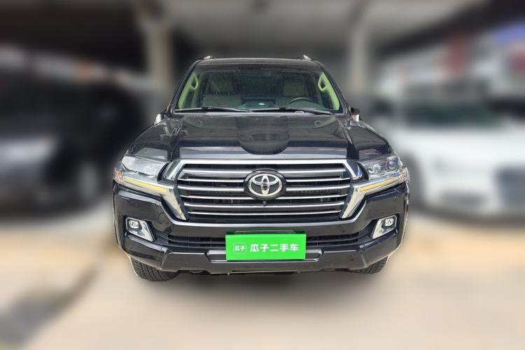 Used Toyota Land Cruiser  Front