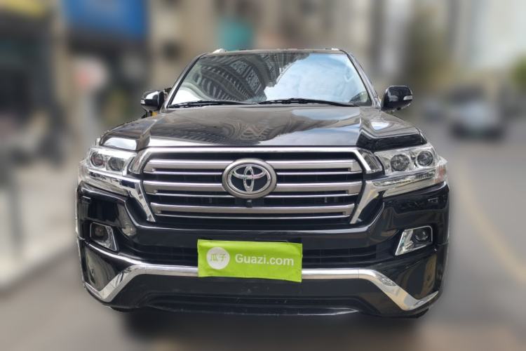 Used Toyota Land Cruiser  Front