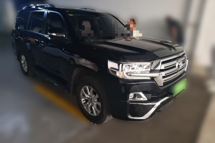 Used Toyota Land Cruiser  Front Right 45 Deg