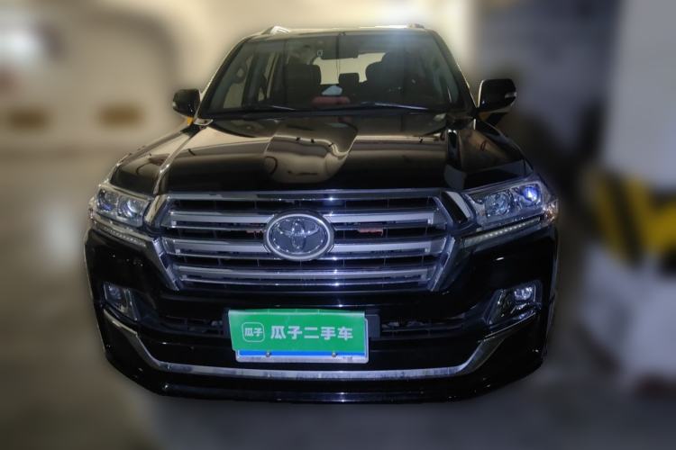 Used Toyota Land Cruiser  Front