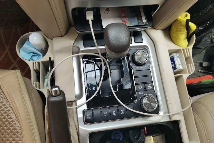 Used Toyota Land Cruiser  Gear Lever