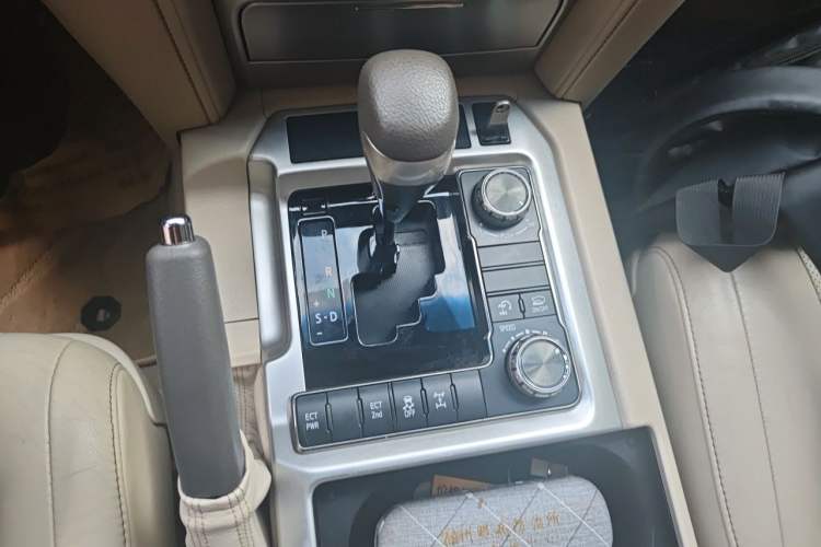 Used Toyota Land Cruiser  Gear Lever