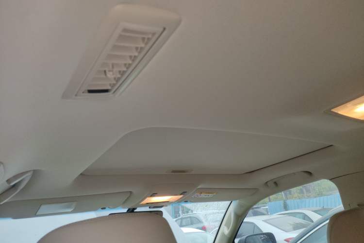 Used Toyota Land Cruiser 2018 4.0L Automatic 7-Seater U.S. Specification Headliner