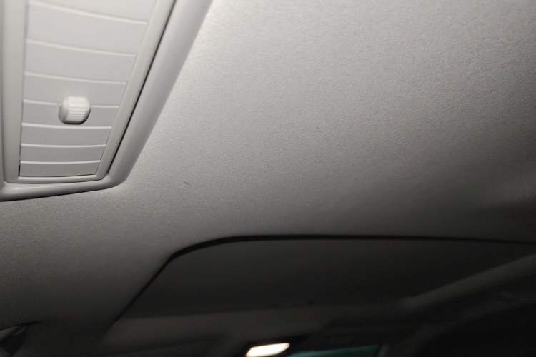 Used Toyota Land Cruiser 2018 5.7L VX-S 7-Seater Middle East Version Headliner